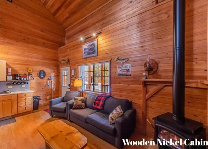 Cabin #3 Rainbow Trout - Pet Friendly- Sleeps 6 - Playground & Game Room