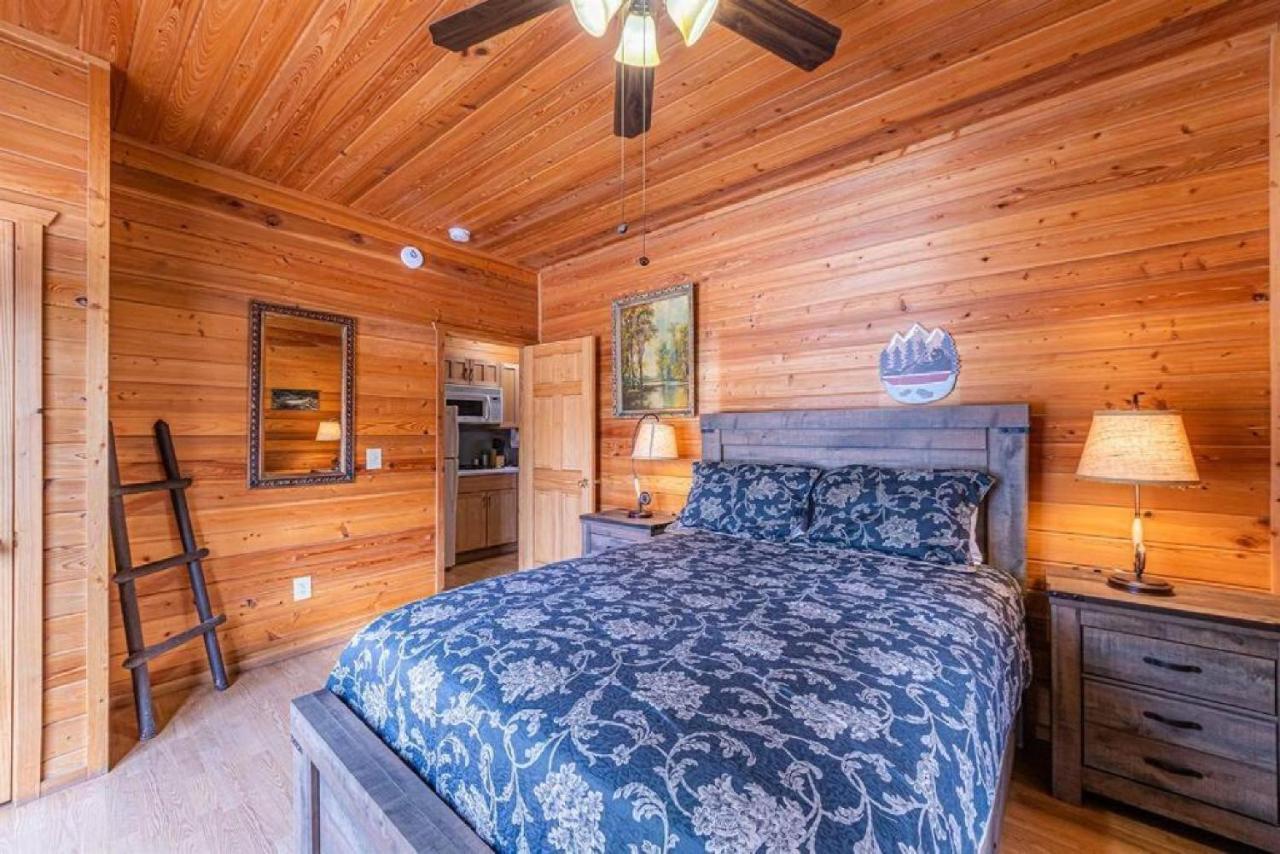#3 Rainbow Trout - Pet Friendly- Sleeps 6 - Playground & Game Chalet Payson
